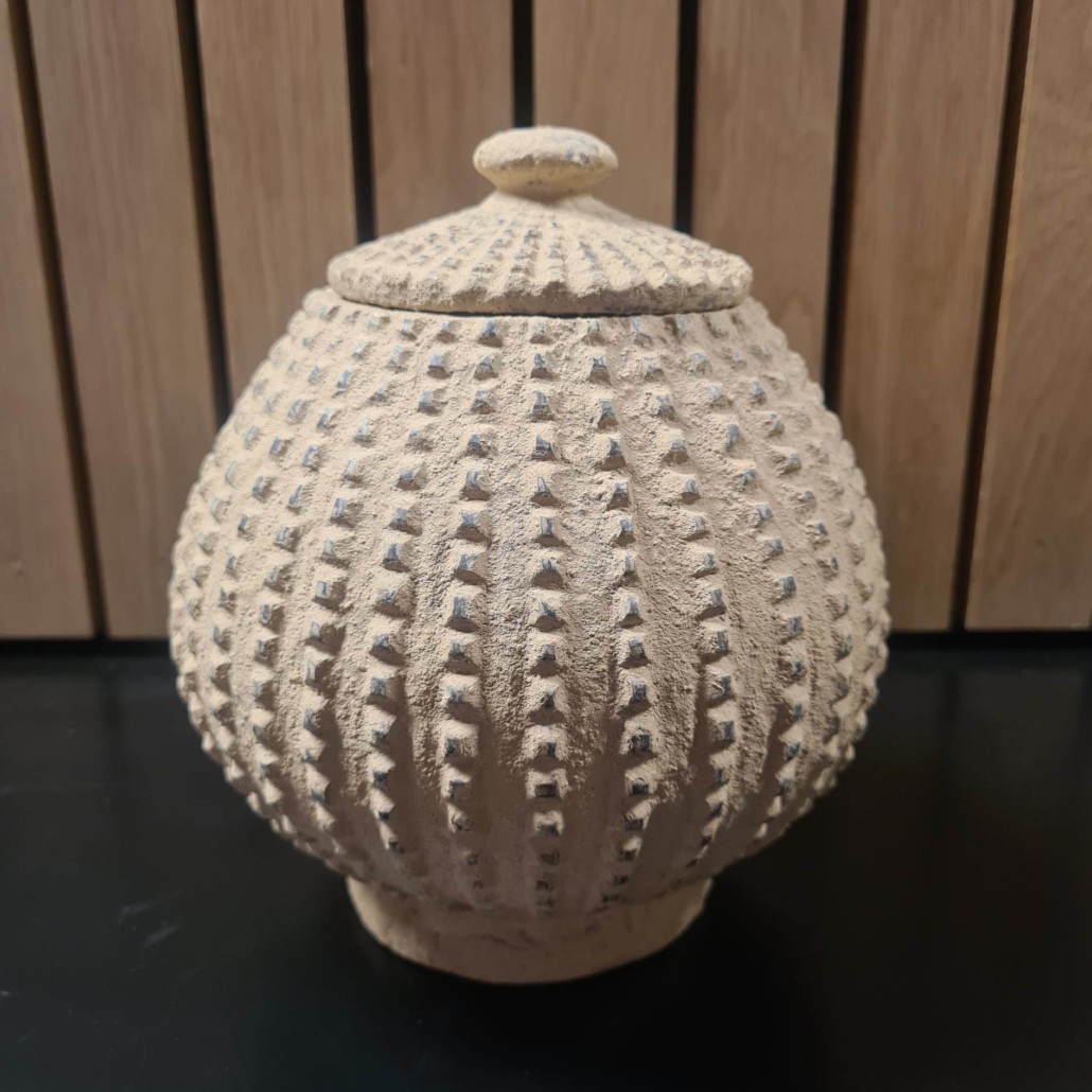 Lobi Pot Cement (small)