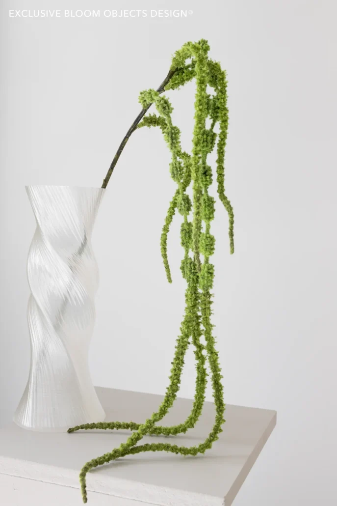Oppdag Objects Bloom sine kunstige blomster. 3D printet med fokus på bærekraftige materialer. Nydelig og naturtro Amaranthus med 6 grener 54cm