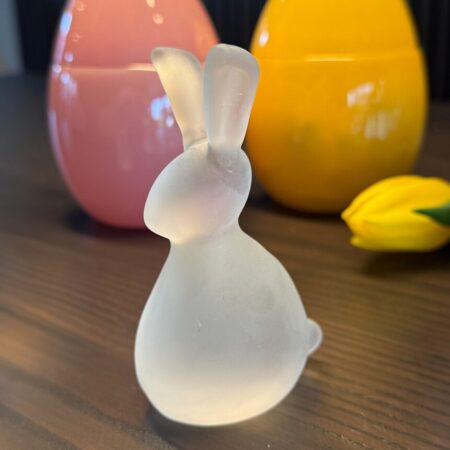 Søt påskehare fra Hadeland Glassverk